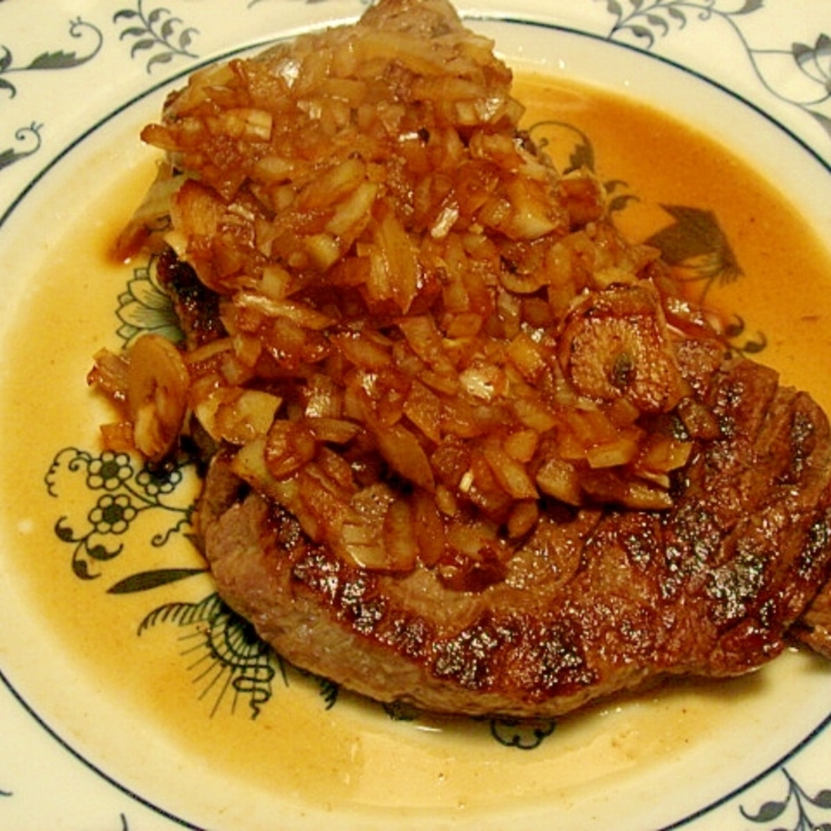 玉ねぎポン酢ソースのステーキ レシピ 作り方 By ねあっっ 楽天レシピ